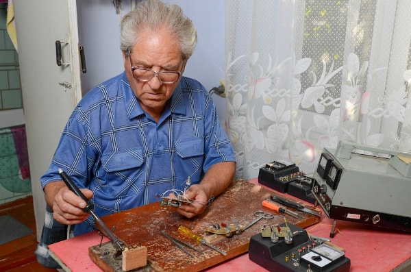 grandfather make electronics