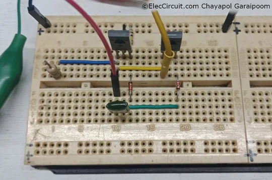 Improved push-pull follower circuit assembled on breadboard